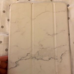 Rose gold iPad 6th generation (32GB)